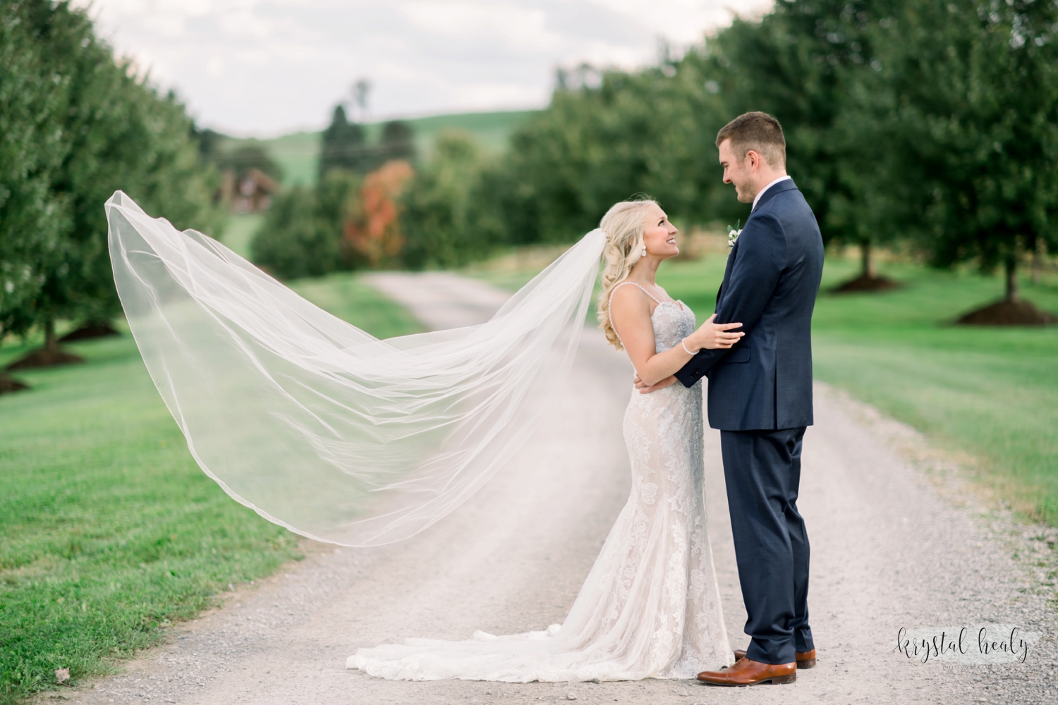 Fieldstone Barn Wedding Krystal Healy Photography